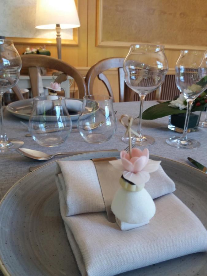 Auberge De "L'Hostellerie Le Saint Laurent" - Hotel Restaurant - Institut De "Bien Etre" Et Ses "Appart Hotel" المظهر الخارجي الصورة