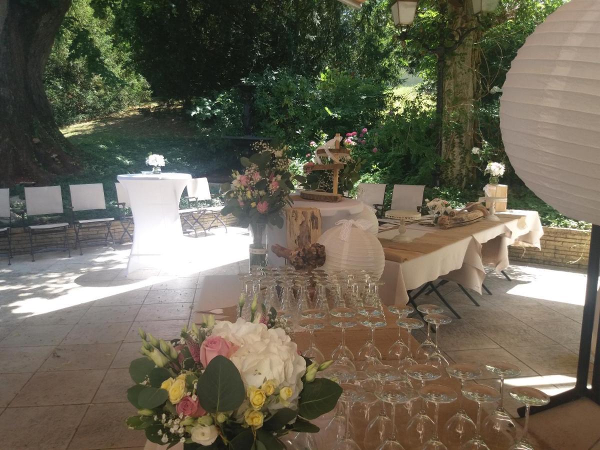 Auberge De "L'Hostellerie Le Saint Laurent" - Hotel Restaurant - Institut De "Bien Etre" Et Ses "Appart Hotel" المظهر الخارجي الصورة